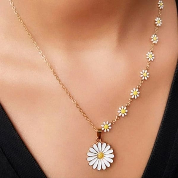 The Colourful Aura Half Turquoise Floral Indie Boho Daisy Charms Choker Summer Necklace