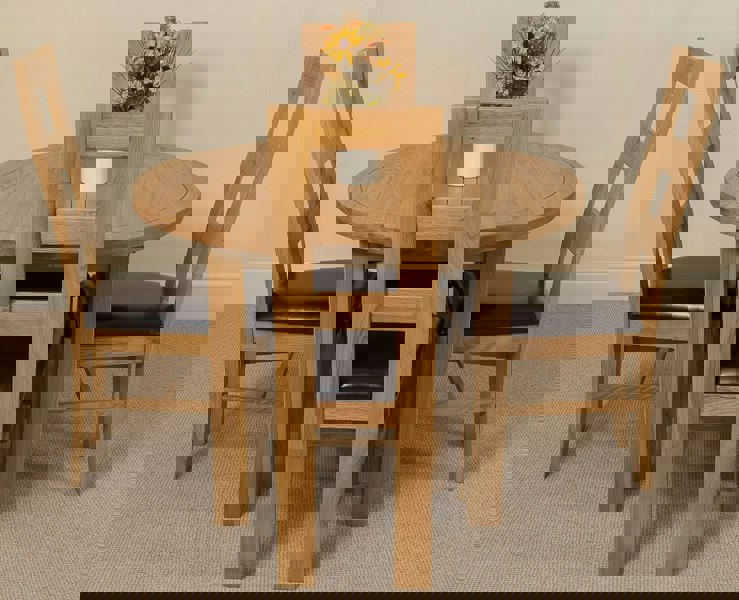That's Furniture Edmonton Round Extendable Oak Dining Set with Yale Oak Chairs
