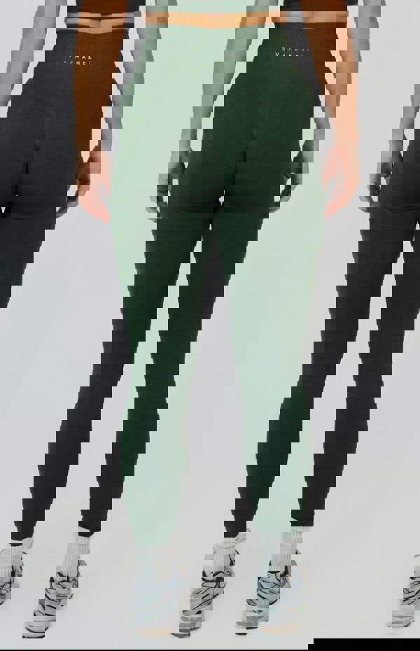 V3 Apparel Tempo Seamless Scrunch Leggings - Hunter Green