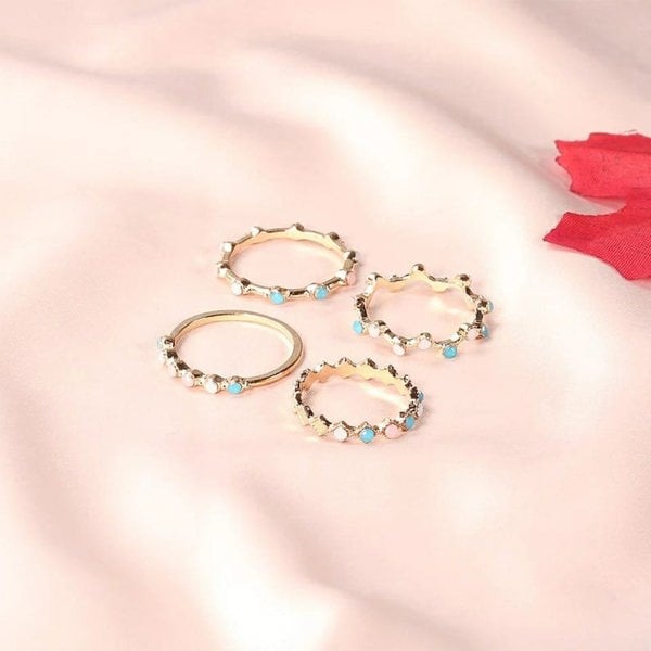 The Colourful Aura 4 Pcs Bohemian Vintage Tribal Midi Slim Gold Stackable Ring Set