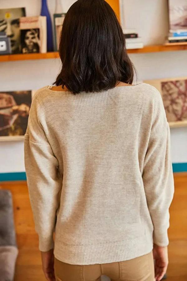 Hoxton Gal Lace-Collar Knit Blouse