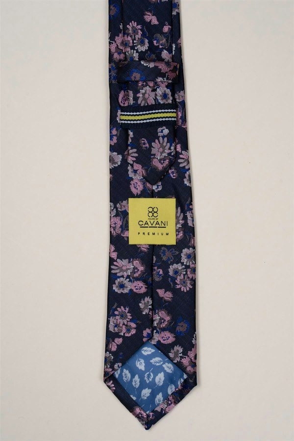 CV810 patterned tie