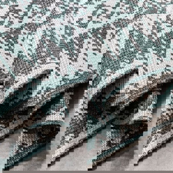 Dynamic Indoor & Outdoor Reversible Green Rug