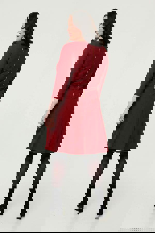 Red | Curve V-Neck 3/4 Sleeve Short Skater Dress