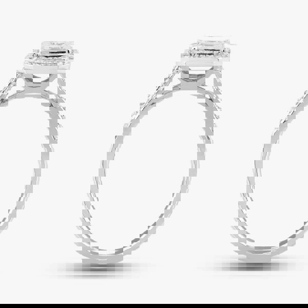 T. H. Baker 18ct White Gold 0.74ct Multi-Cut Cluster Ring 71941R001 18KW