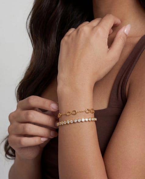 Elk & Bloom 14K Gold Infinity Loop Chain Bracelet