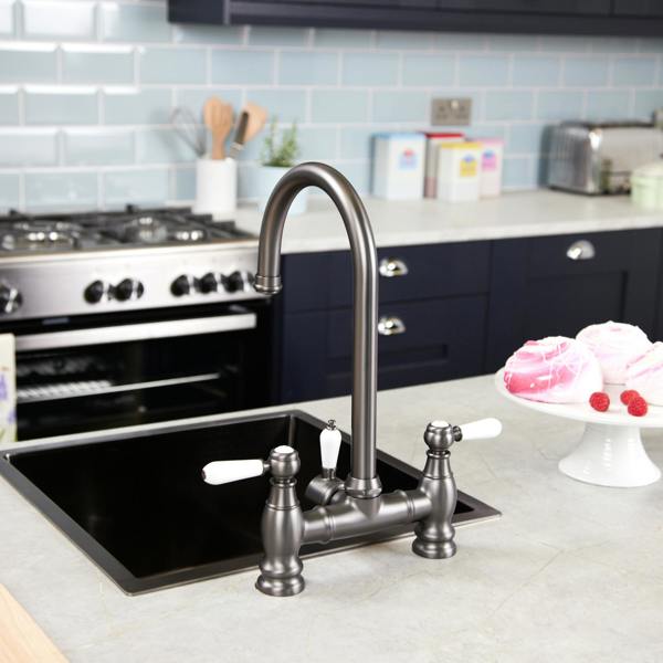 Flode klas | Traditional Bridge Style 3 in 1 Instant Boiling Tap | White Ceramic Levers | Gun Metal Finish