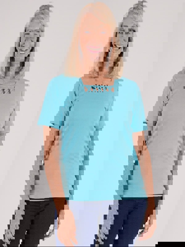 TIGI-Wear Trellis Square Neckline Top