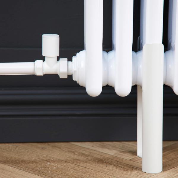 Flode Straight Round Manual Radiator Valve Pack | 15mm x 1/2″ | Matt White