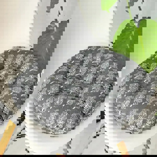 Anyhouz Anypillow Dark Gray Seat Cushion with Tee Print