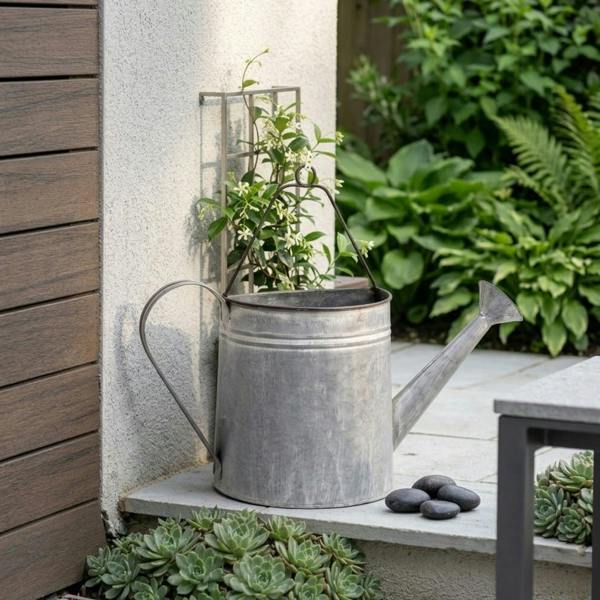 Garden Greatness Zinc Watering Can Wall Planter