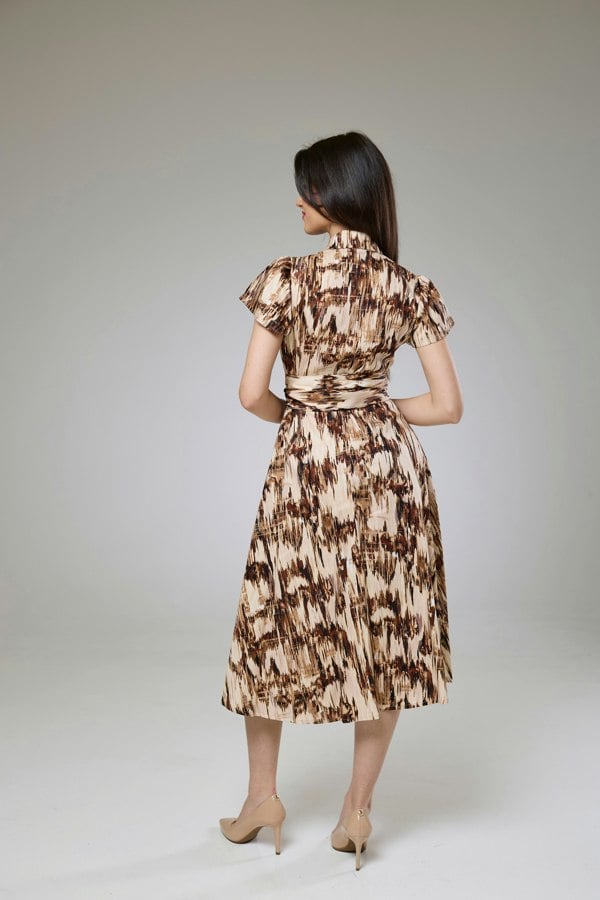 Isha's Timeless collection Desert Safari Short Sleeve Shirt Dress