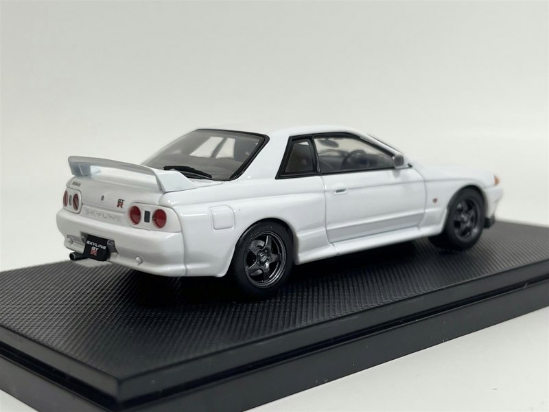 Ebbro Nissan Skyline GTR R32 White 1:43 Scale 760