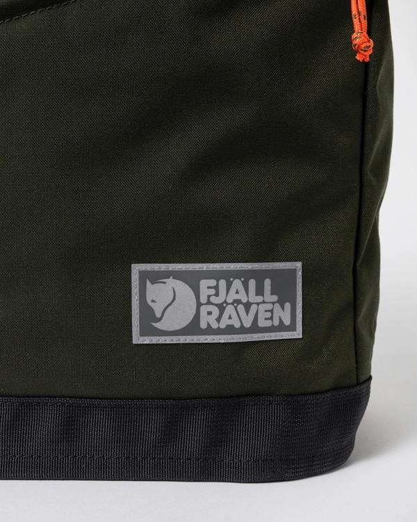 logo detail of a Fjallraven Vardag 22L Unisex Totepack in Deep Forest 662