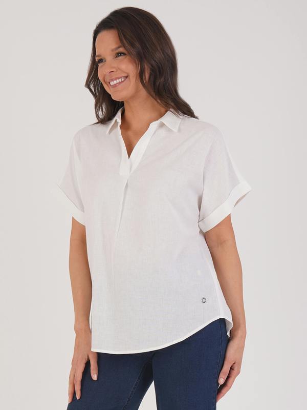 VIZ-A-VIZ Notch Neck Shirt