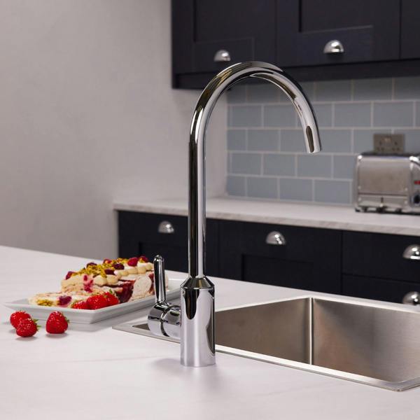 Flode Bryne | Single Lever Kitchen Sink Mixer Tap with Swivel Spout | Polished Chrome Finish