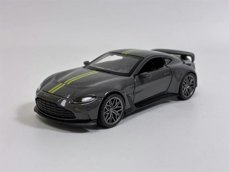 MCSlots Aston Martin V12 Grey 1:43 Scale CMJ Diecast DC143AMV12GY