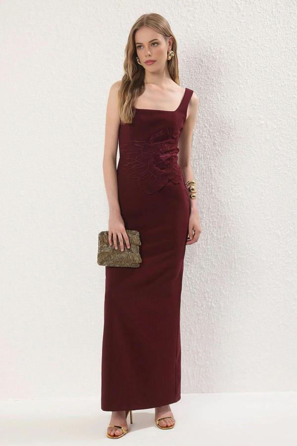 WOVCOR Floral Applique Detail Woven Maxi Dress