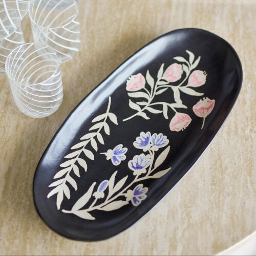 Love Frankie Wanderlust Platter in Ebony
