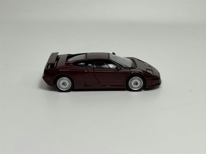 Mini GT Bugatti EB110 GT Dark Red Metallic LHD 1:64 Scale MGT00806L