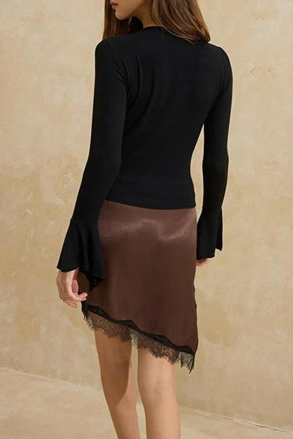 WOVCOR Ruffled Soft Knit Blouse