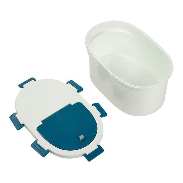 Airtight Pet Food Storage Container for Dogs and Cats Living and Home