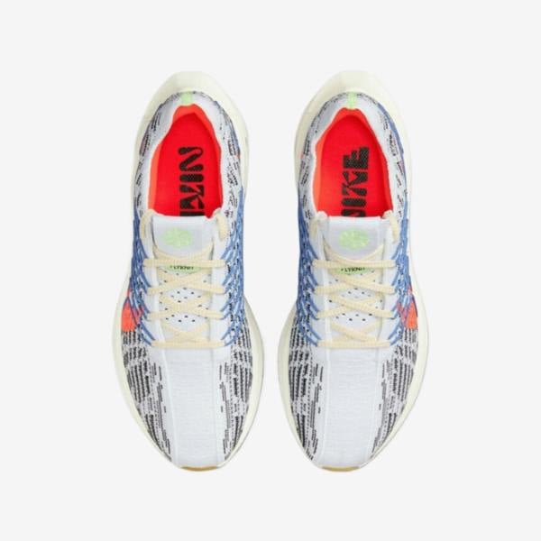 Nike Sneakers   in  White