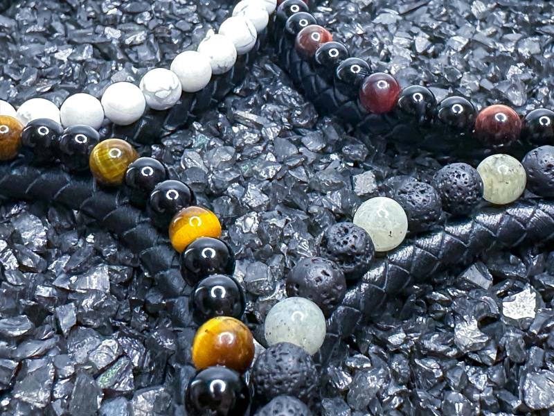RUNESILK Leather, Onyx and Red Tiger's Eye Bead Bracelet
