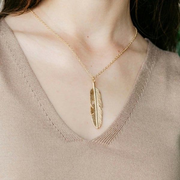 The Colourful Aura Large Gold Feather Leaf Charm Dainty Statement Pendant Necklace