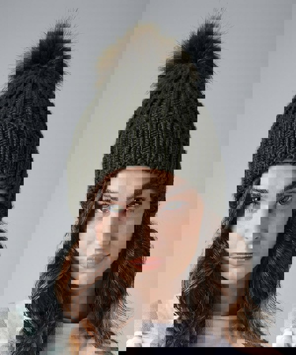 Beechfield Women's Verbier Chunky Rib Knit Acrylic Pom Beanie {BC413}