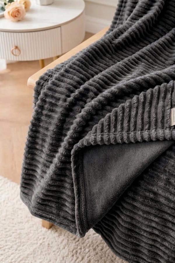 Dyzi Large Supersoft Ribbed Jacquard Fleece Throw Blanket 200 x 240cm