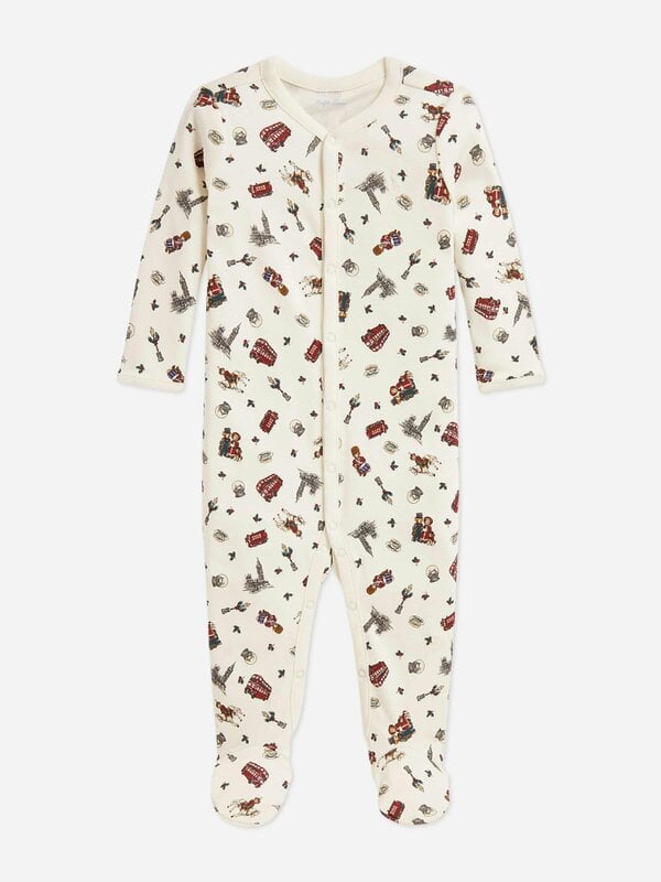 Ralph Lauren Kids Ralph Lauren Baby Boys Winter Bearville Print Babygrow in Ivory