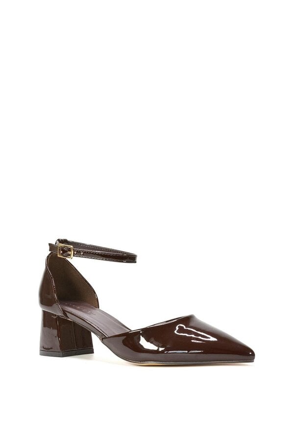 XY LONDON Low Block Heel Court Shoes With Pointed Toe