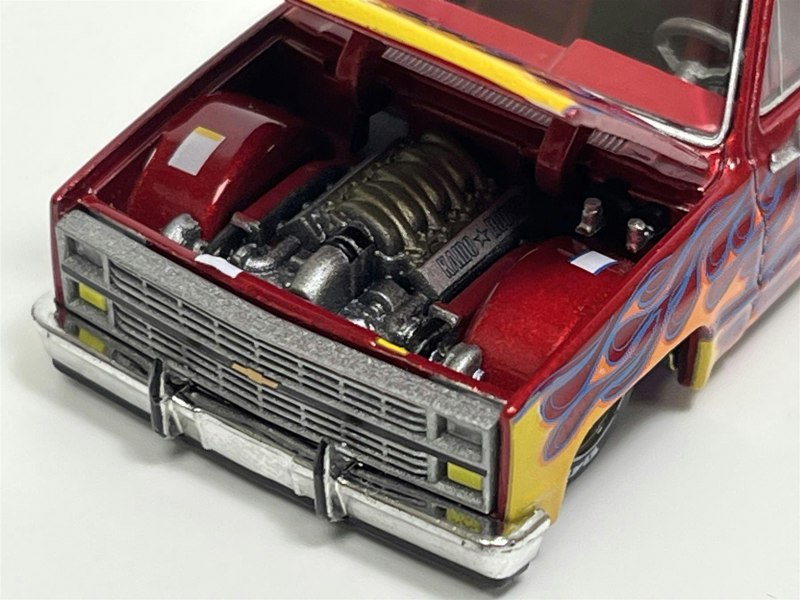 Mini GT Chevrolet Silverado Dually On Fire V1 1:64 Kaido House Mini GT KHMG127