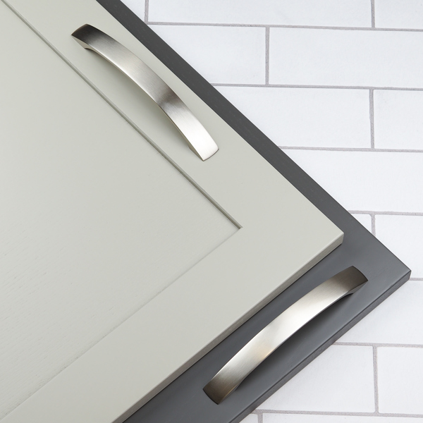 Handle & Home 160mm Brushed Nickel Hollow Bow Handle