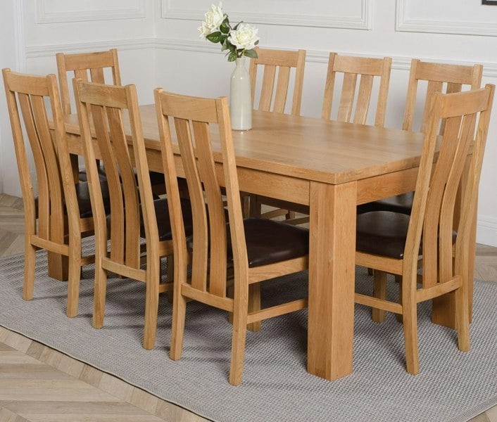 That's Furniture Dakota Large Oak Dining Table with Princeton Oak Chairs