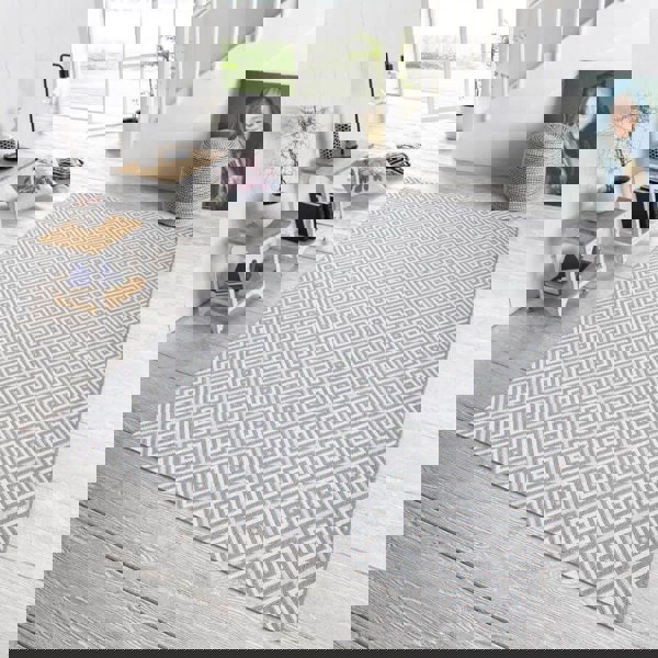 The Rugs Diamond Outdoor - Indoor Rug | Stylish & Durable