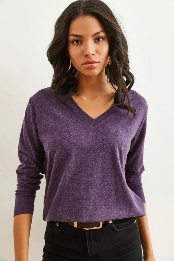Hoxton Gal V-Neck Wool-Viscose Draped Sweater