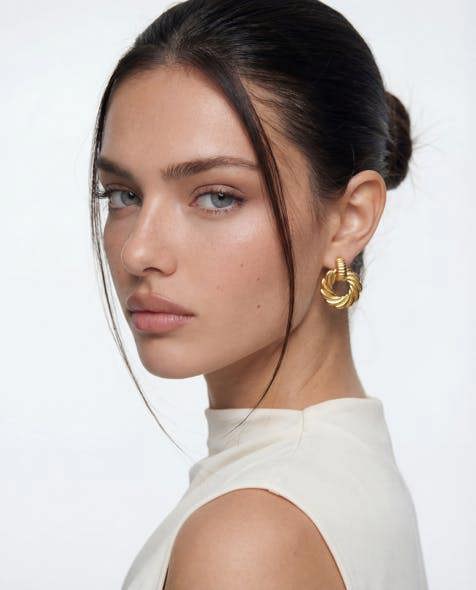 Elk & Bloom Thick 14K Gold Ribbed Hoop Studs