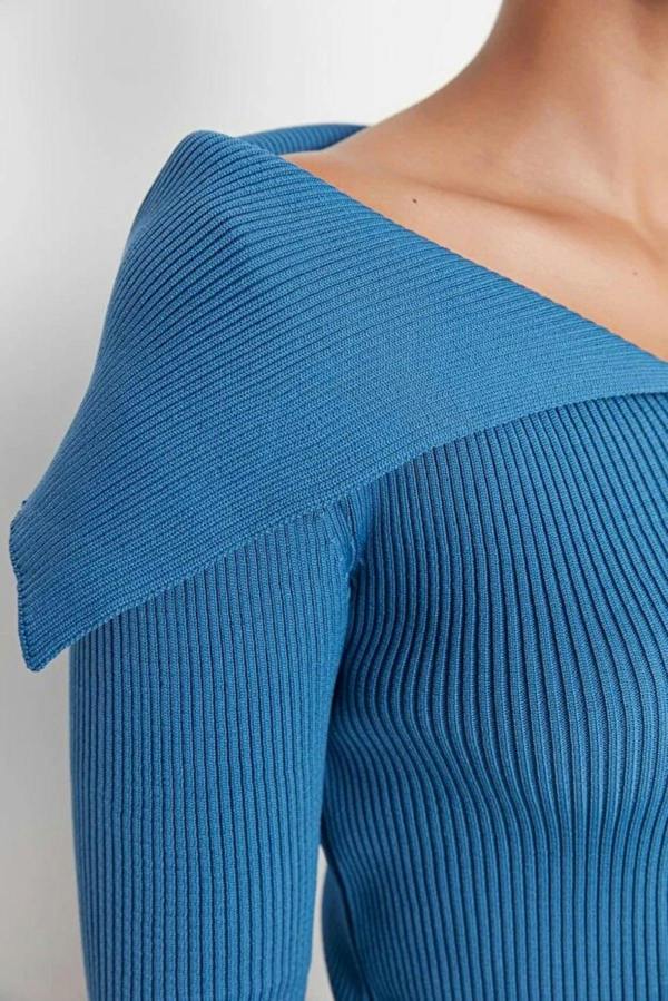 WOVCOR Carmen Collar Knit Sweater