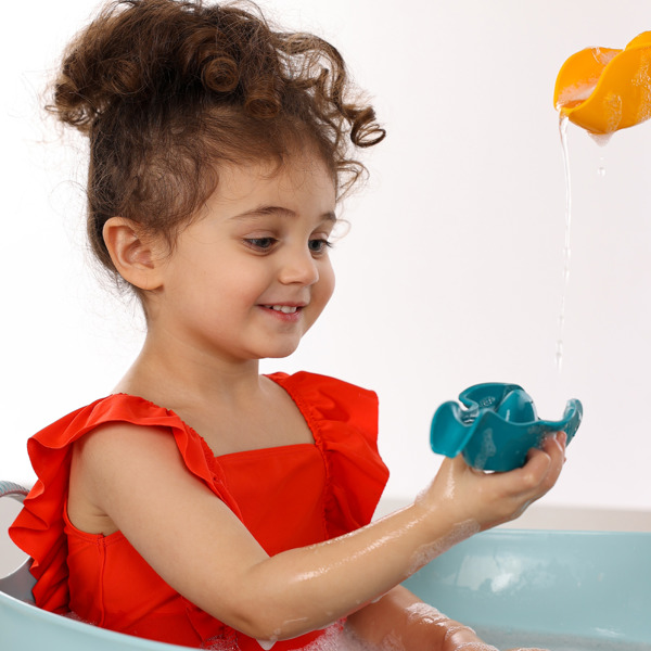 SES Creative Fish in a row