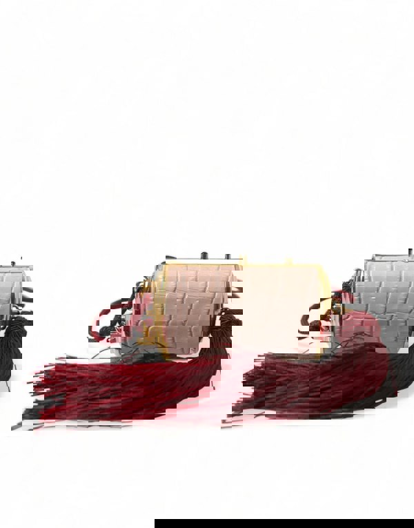 167093353.jpg