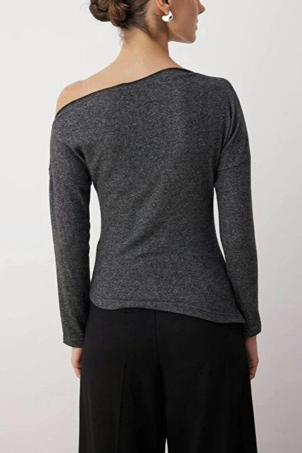 WOVCOR Asymmetrical Collar Soft Knit Blouse