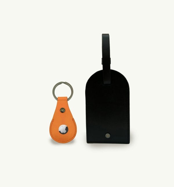 Apatchy London Black Leather Luggage Tag and Orange AirTag Gift Set