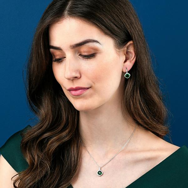 namana 925 Sterling Silver Green Cushion Shaped Halo Pendant Necklace For Women