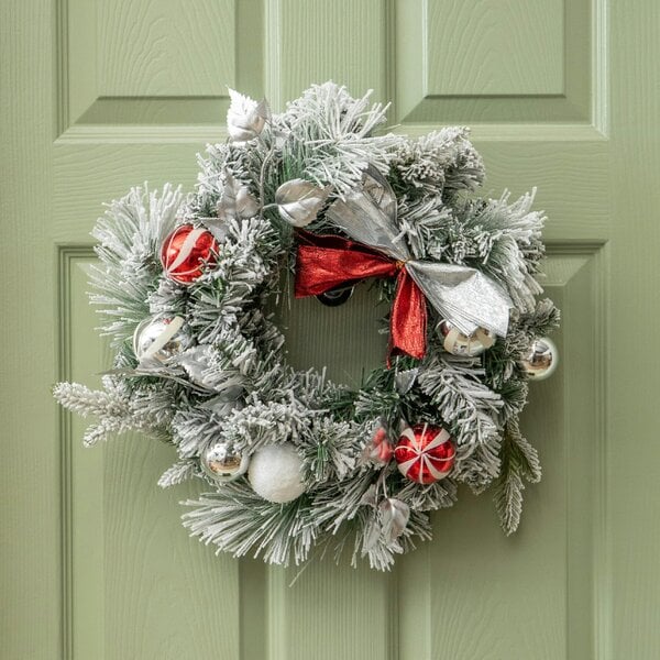 Samuel Alexander 40cm Lapland Decorated Christmas Wreath with Bow and Baubles