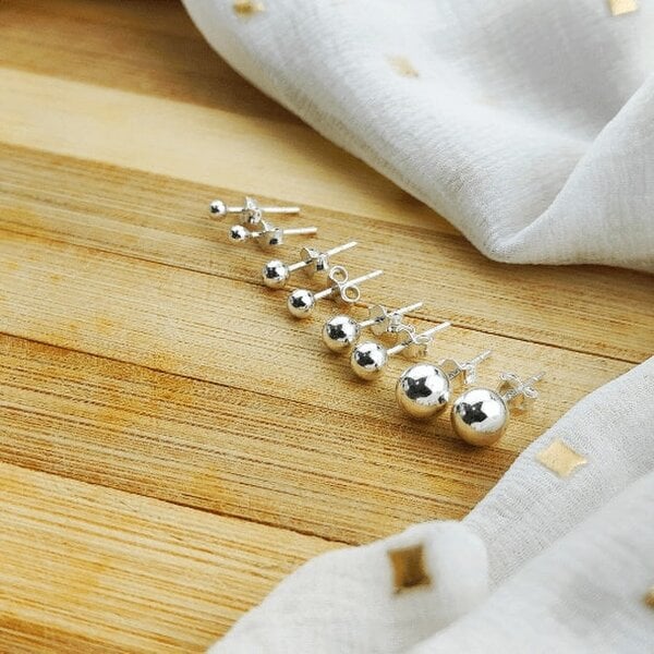 The Colourful Aura Pure Silver Solid Unisex Round Ball Minimalist Dainty Everyday Studs Earrings