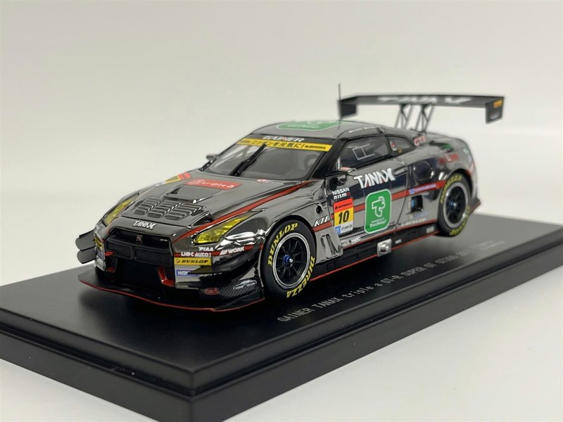 Ebbro Gainer Tanax Triple a GTR Super GT GT300 2017 #10 1:43 Scale 45526