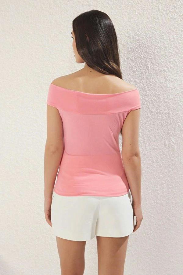 WOVCOR Fitted Stretch Knit Blouse with Rose Detail