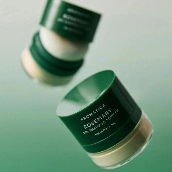 Compact, travel-friendly bottle of AROMATICA Rosemary Dry Shampoo – Non-toxic Korean hair powder for volume and oil control at Atelier De Glow UK.